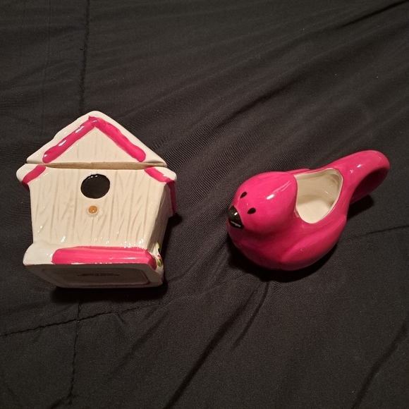 Cardinal and Bird House Holiday Cream & Sugar set, New - Picture 1 of 4